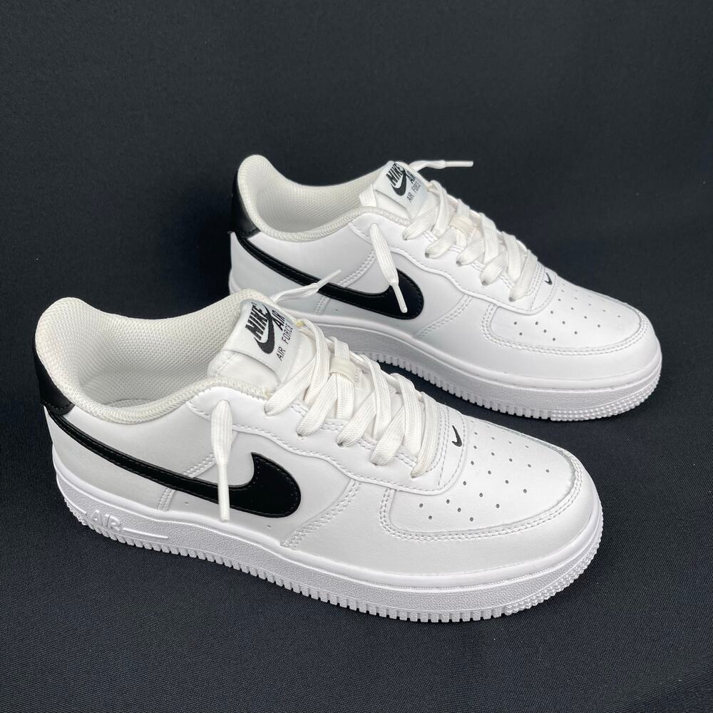 Nike Women White Black Air Force 1 Low GS Sneakers Size 6.5 New - Picture 1 of 11